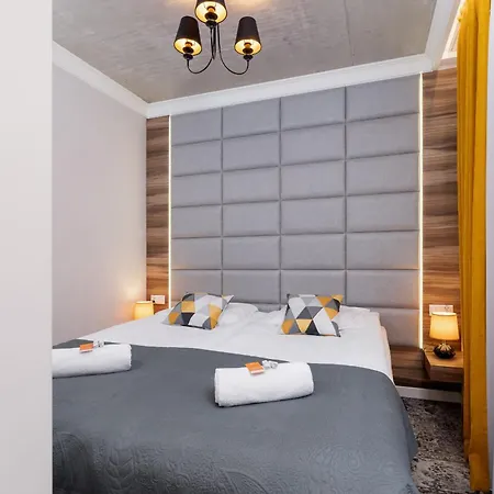 Comfortable And Modern One Bedroom In Cracow By Renters Appartement Krakau