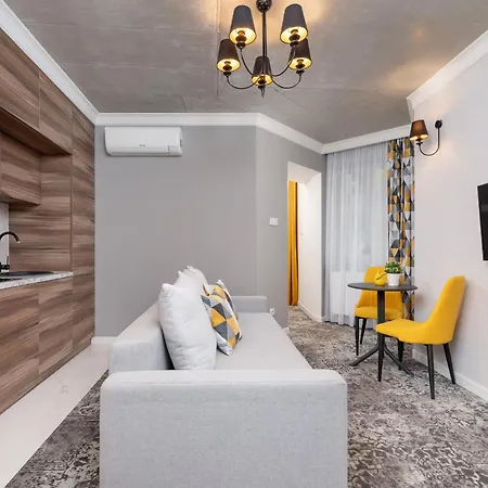 Comfortable And Modern One Bedroom In Cracow By Renters *